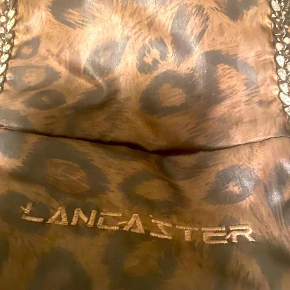Authentic Lancaster designed brown shoulder bag . - Picture 8 of 16